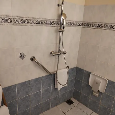 بيت الحب Auberge Mello